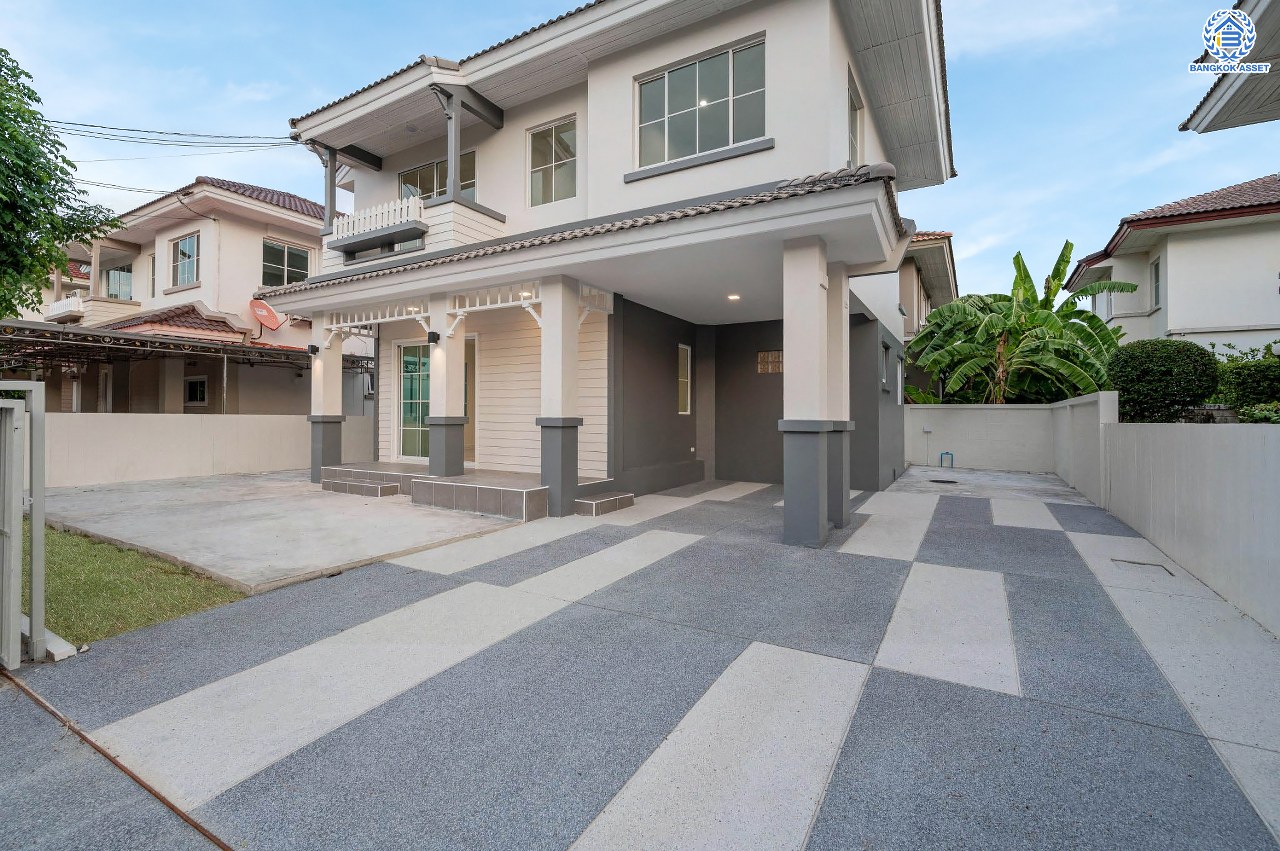 บ้านมือสองตกแต่งใหม่ โครงการ ชลลดา วัดลาดปลาดุก คุณภาพระดับ L&H บนเนื้อที่ 52.5 ตร.ว. พร้อมฟังก์ชัน 3 ห้องนอน 2 ห้องน้ำ จอดรถได้ 1 คัน บนทำเลศักยภาพ เพียง 15 นาทีถึงเซ็นทรัลเวสท์เกต ใกล้รถไฟฟ้าสายสีม่วง "สถานีคลองบางไผ่"